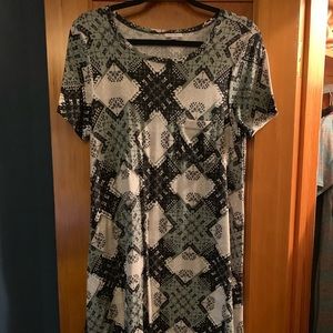 Lularoe Carly